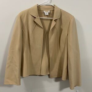 Talbots Wool Blazer size 16, good condition, some spots. Cream color.